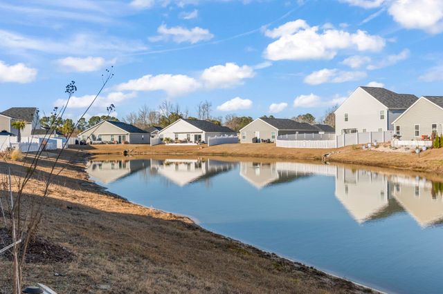 520 Dundalk Dr., Conway, SC 29526