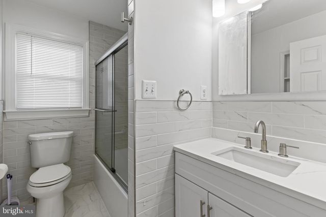 7212 BAY FRONT RD, Baltimore, MD 21219
