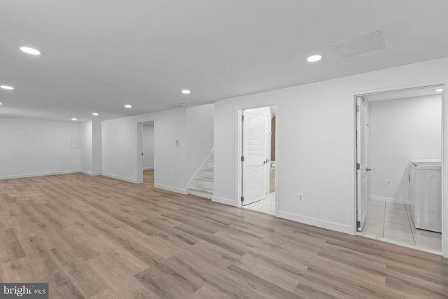 7212 BAY FRONT RD, Baltimore, MD 21219