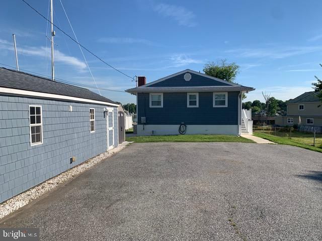 7212 BAY FRONT RD, Baltimore, MD 21219