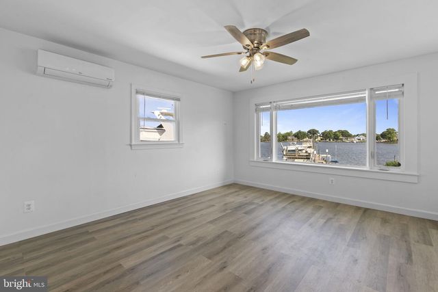 7212 BAY FRONT RD, Baltimore, MD 21219