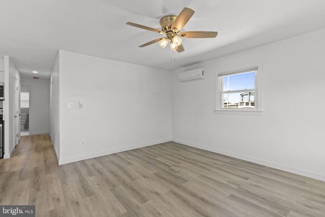 7212 BAY FRONT RD, Baltimore, MD 21219