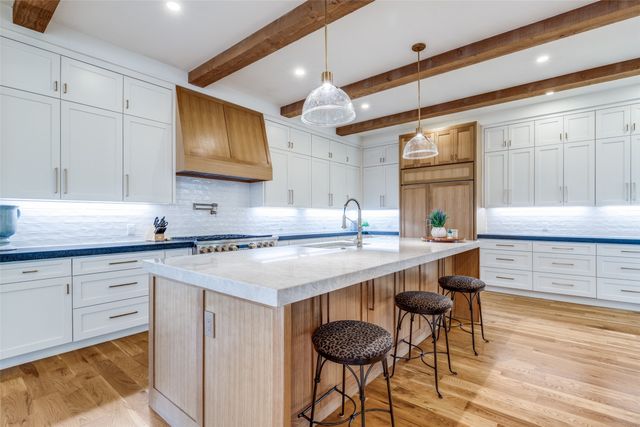7537 Centenary Avenue, Dallas, TX 75225