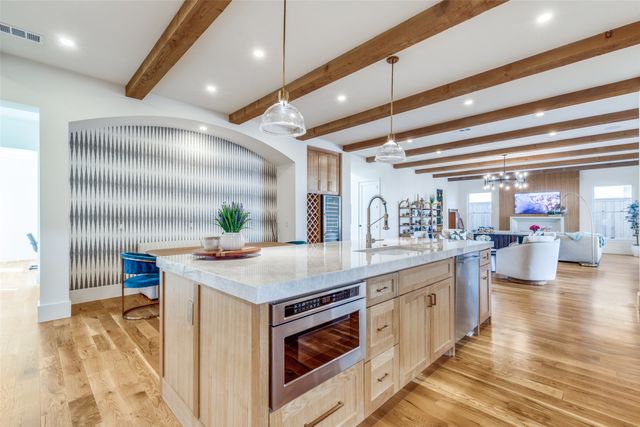 7537 Centenary Avenue, Dallas, TX 75225