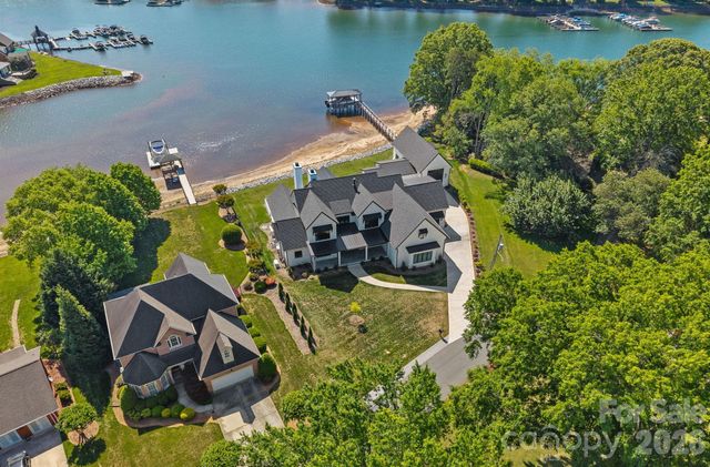 16906 Lake Shore Drive, Cornelius, NC 28031