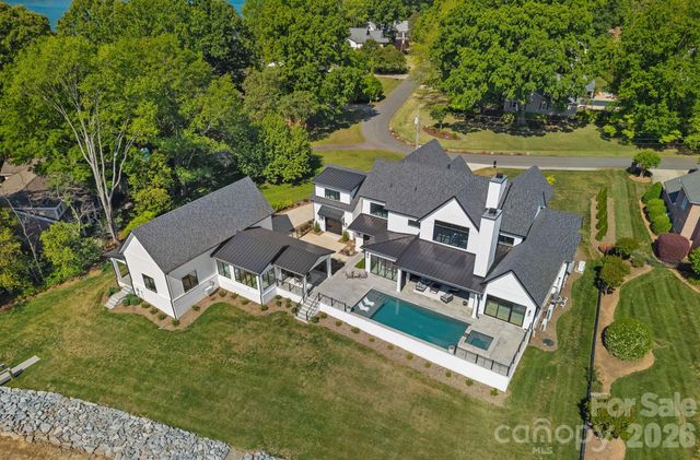 16906 Lake Shore Drive, Cornelius, NC 28031