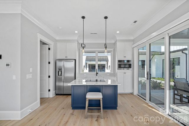 16906 Lake Shore Drive, Cornelius, NC 28031