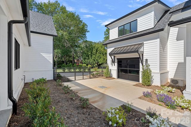16906 Lake Shore Drive, Cornelius, NC 28031