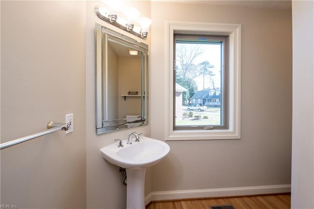 1145 Lawson Cove CIR, Virginia Beach, VA 23455