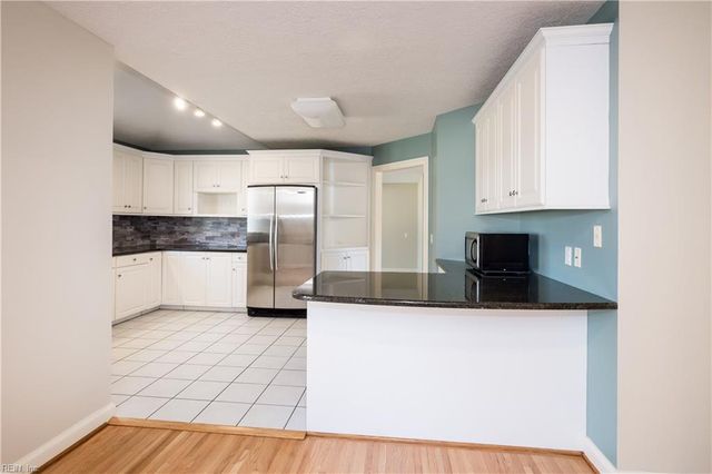 1145 Lawson Cove CIR, Virginia Beach, VA 23455