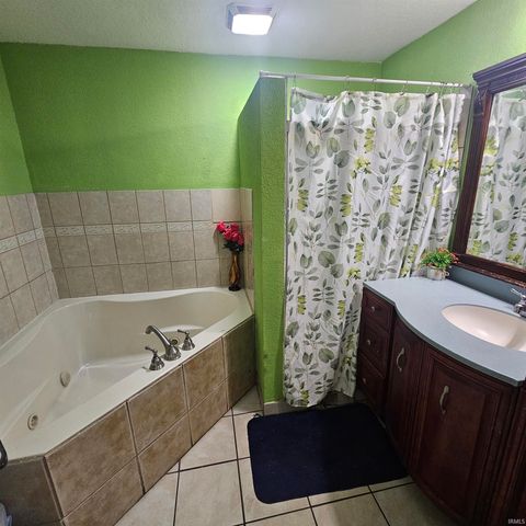 2501 Poinsette Drive, Fort Wayne, IN 46808