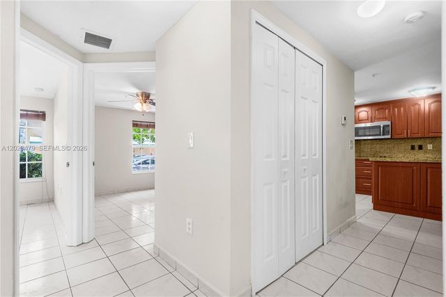 9 E 4th Street 101, Hialeah, FL 33010