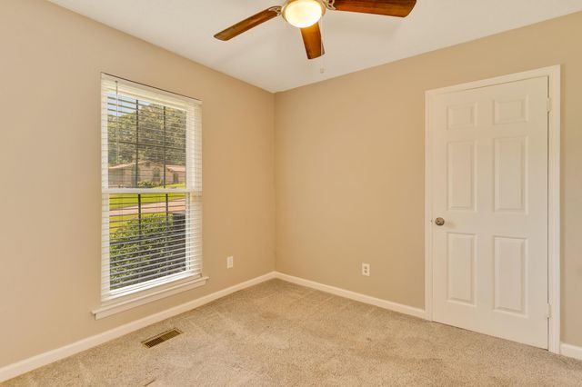 2017 Jacquelin Drive, Soddy Daisy, TN 37379