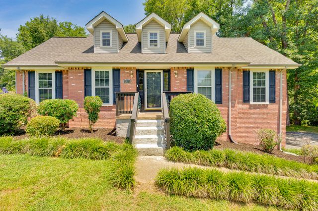 2017 Jacquelin Drive, Soddy Daisy, TN 37379