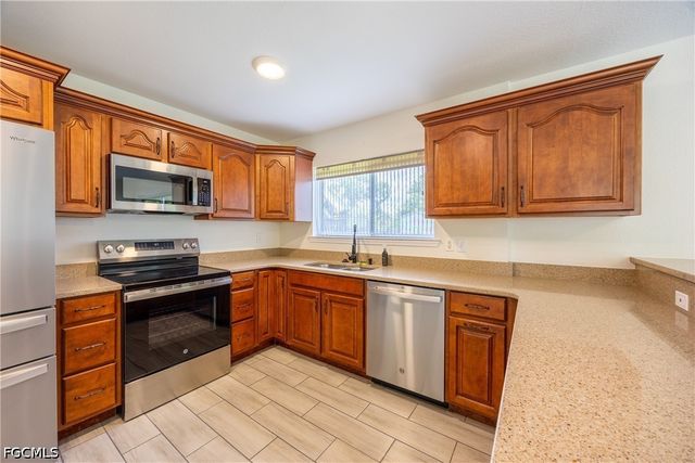 2016 Pellam BLVD, Port Charlotte, FL 33948