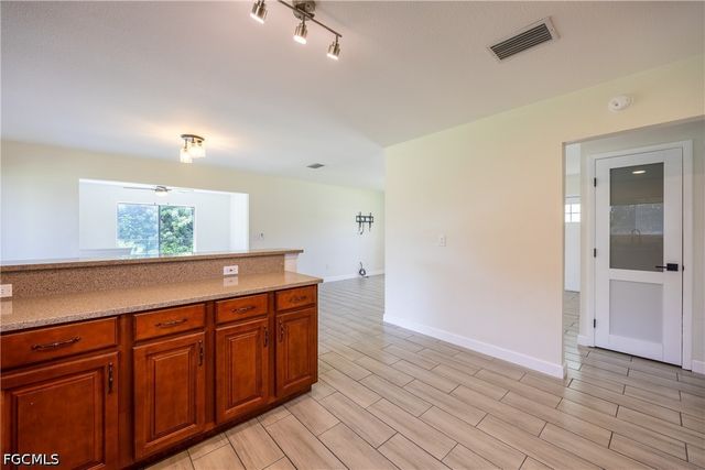 2016 Pellam BLVD, Port Charlotte, FL 33948