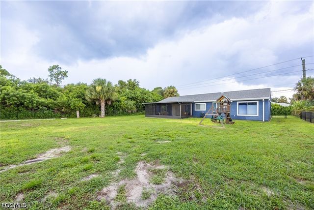 2016 Pellam BLVD, Port Charlotte, FL 33948