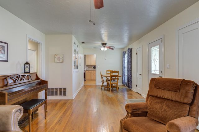 916 E Tate Street, Brownfield, TX 79316