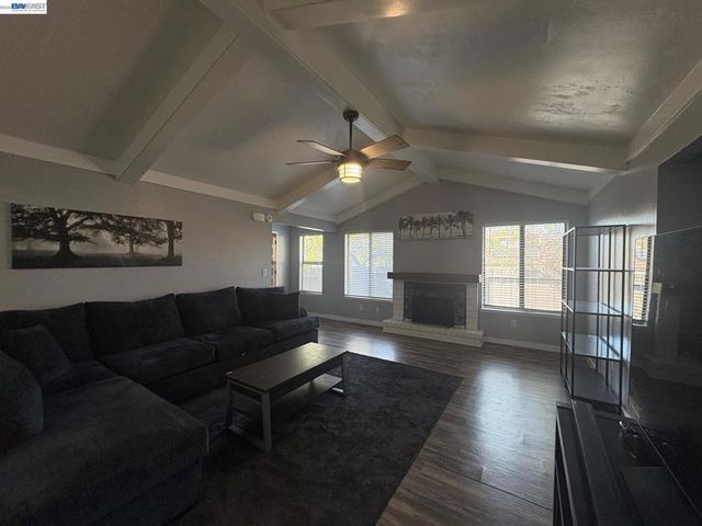 1246 Almondwood Drive, Antioch, CA 94509