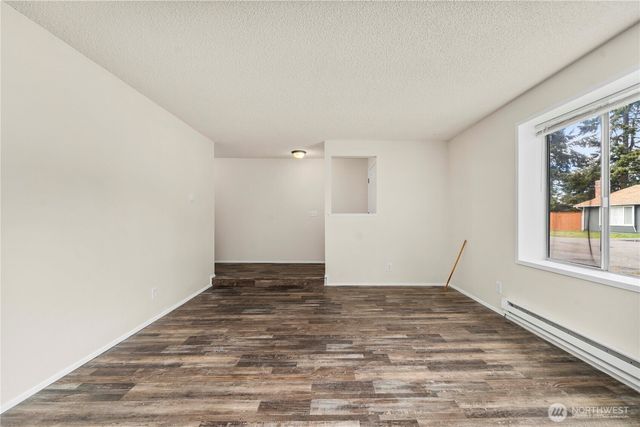 523 159th Street E, Tacoma, WA 98445