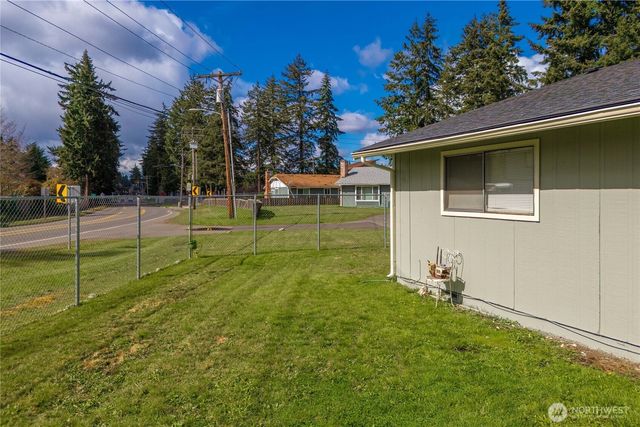 523 159th Street E, Tacoma, WA 98445
