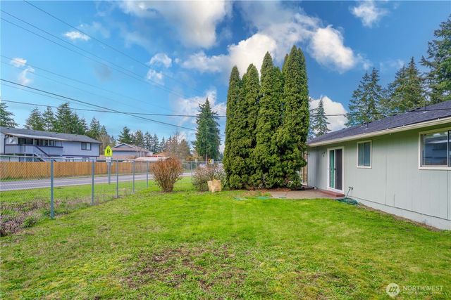 523 159th Street E, Tacoma, WA 98445
