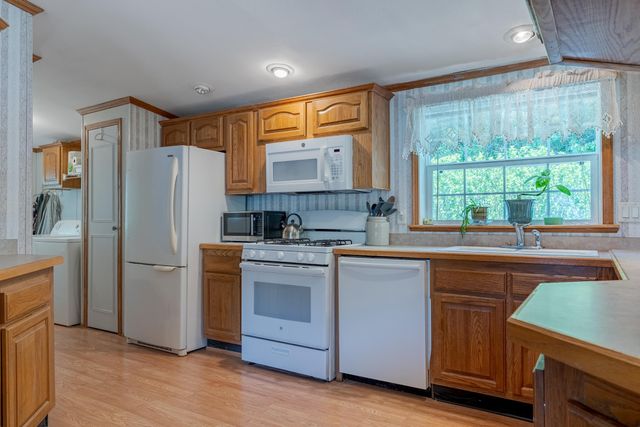 48 Constitution Way, Dover, NH 03820