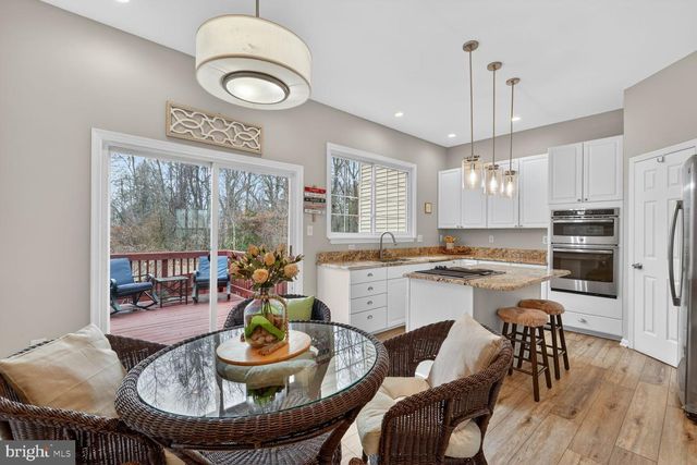 5528 JOWETT CT, Alexandria, VA 22315