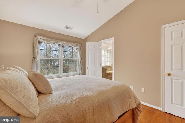 5528 JOWETT CT, Alexandria, VA 22315