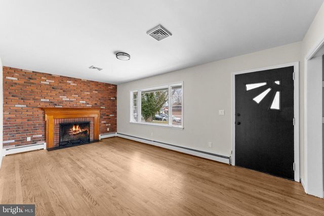 16 NEW STREET, Hancocks Bridge, NJ 08038