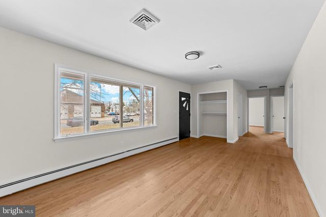 16 NEW STREET, Hancocks Bridge, NJ 08038