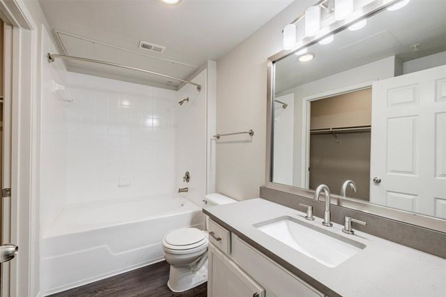 12215 Hunters Chase DR S-9308S, Austin, TX 78729