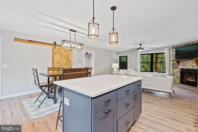 80 RIVER OAK DR, Bentonville, VA 22610