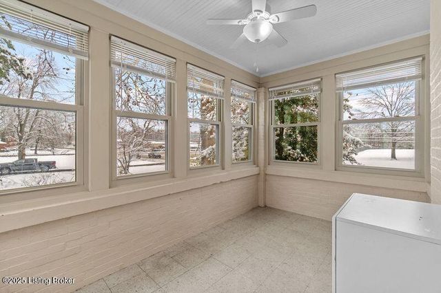 7912 3rd Street Rd, Louisville, KY 40214