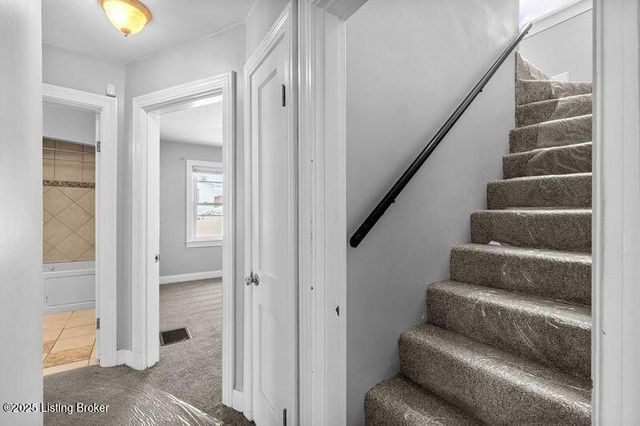 7912 3rd Street Rd, Louisville, KY 40214