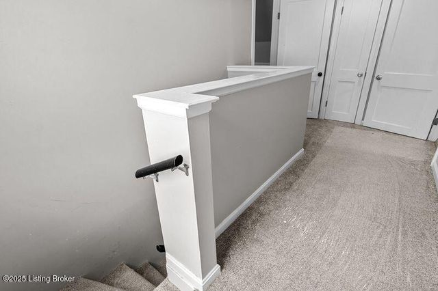 7912 3rd Street Rd, Louisville, KY 40214