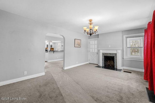 7912 3rd Street Rd, Louisville, KY 40214