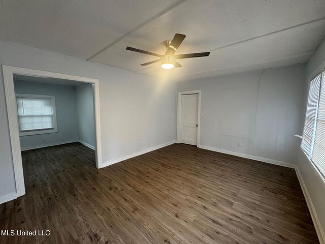 1857 Westover Street, Jackson, MS 39209