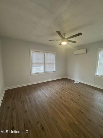 1857 Westover Street, Jackson, MS 39209