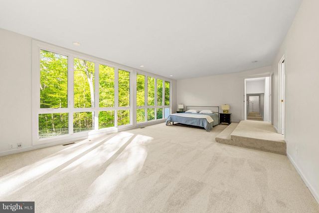 125 EAGLES MERE RD, Great Falls, VA 22066