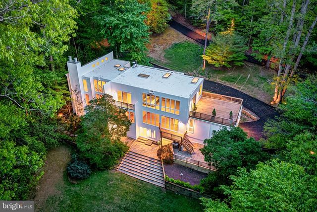 125 EAGLES MERE RD, Great Falls, VA 22066