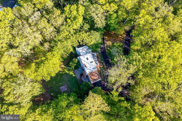 125 EAGLES MERE RD, Great Falls, VA 22066