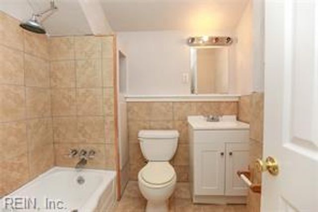 6 Burtis ST, Portsmouth, VA 23702