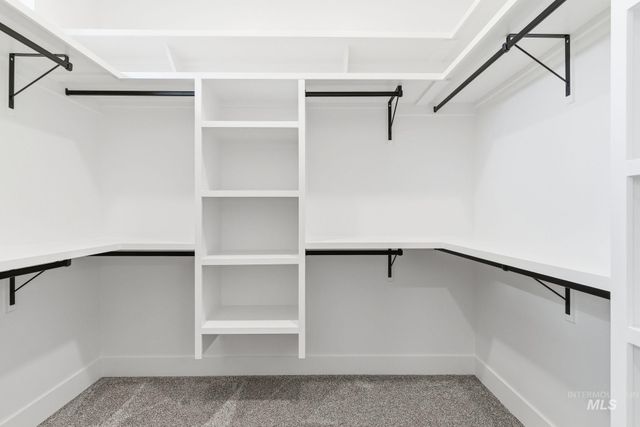 6829 W Ustick, Boise, ID 83704