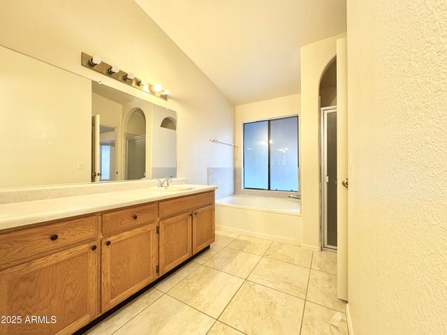 4944 LA CANADA Drive, Sierra Vista, AZ 85635