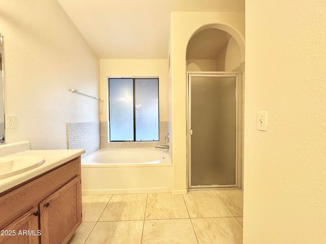 4944 LA CANADA Drive, Sierra Vista, AZ 85635