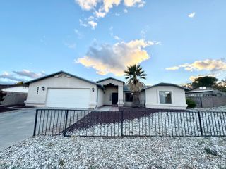 4944 LA CANADA Drive, Sierra Vista, AZ 85635