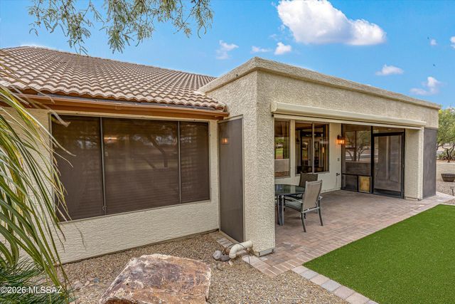1265 N Birds Nest Road, Green Valley, AZ 85614