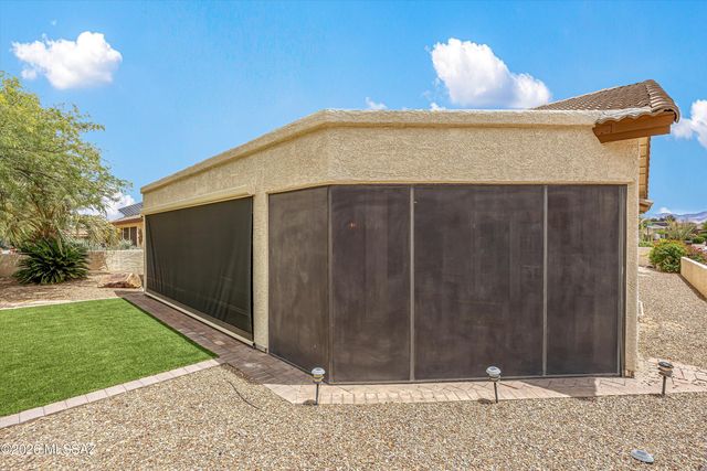 1265 N Birds Nest Road, Green Valley, AZ 85614