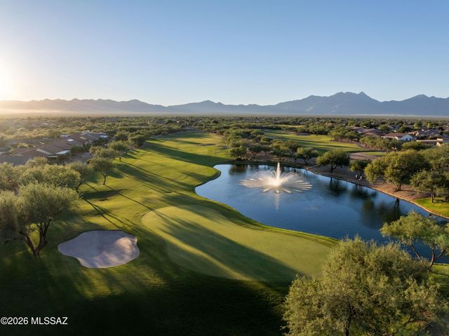 1265 N Birds Nest Road, Green Valley, AZ 85614
